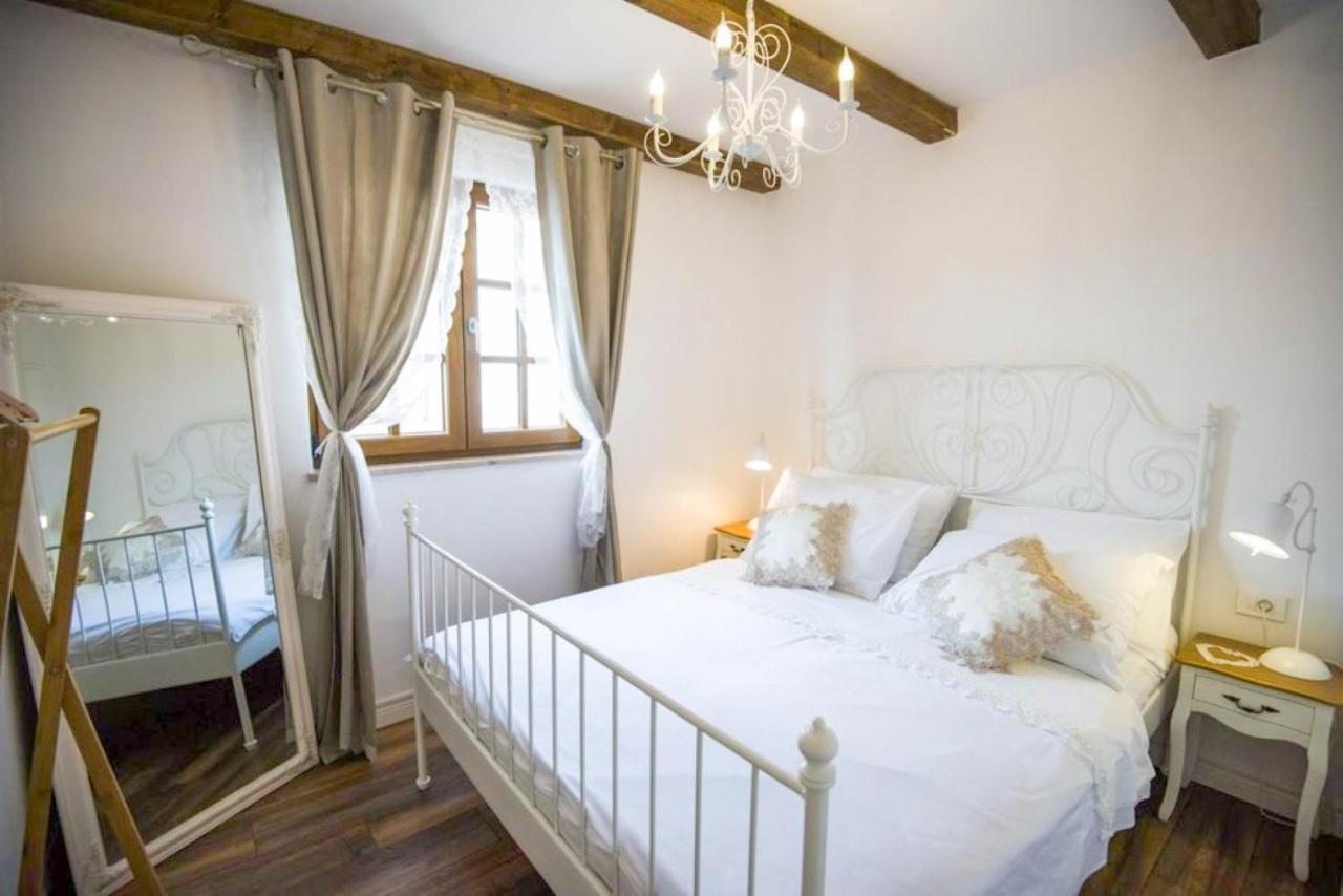 Villa House for Rent Leila à Šibenik Extérieur photo