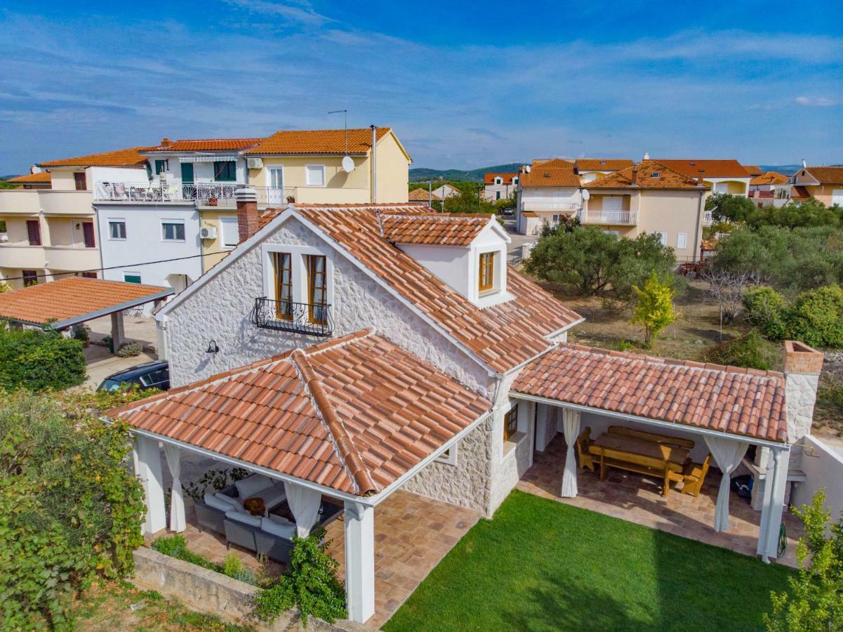 Villa House for Rent Leila à Šibenik Extérieur photo